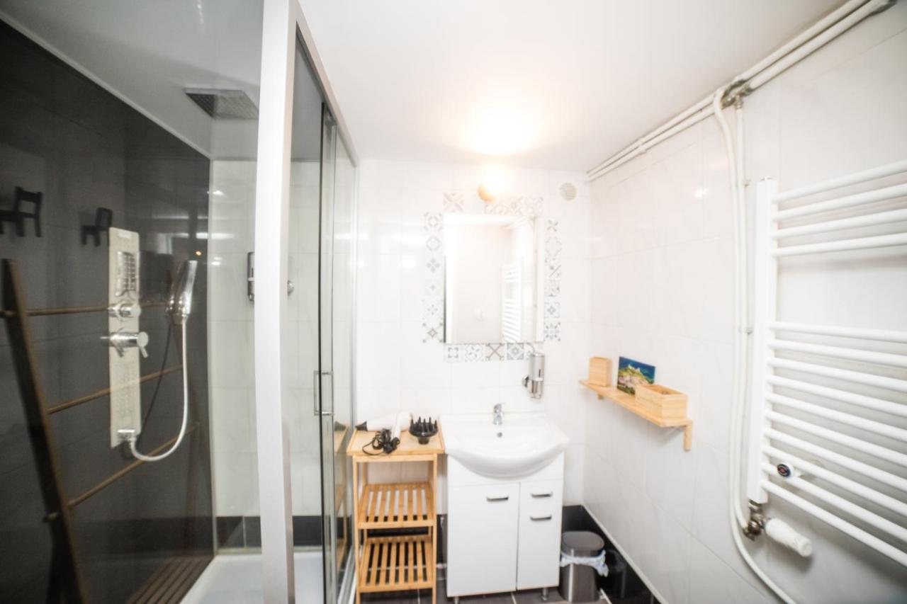 City Centre Hidden Gem! Apartment For Up To 3 People Brüsszel Kültér fotó