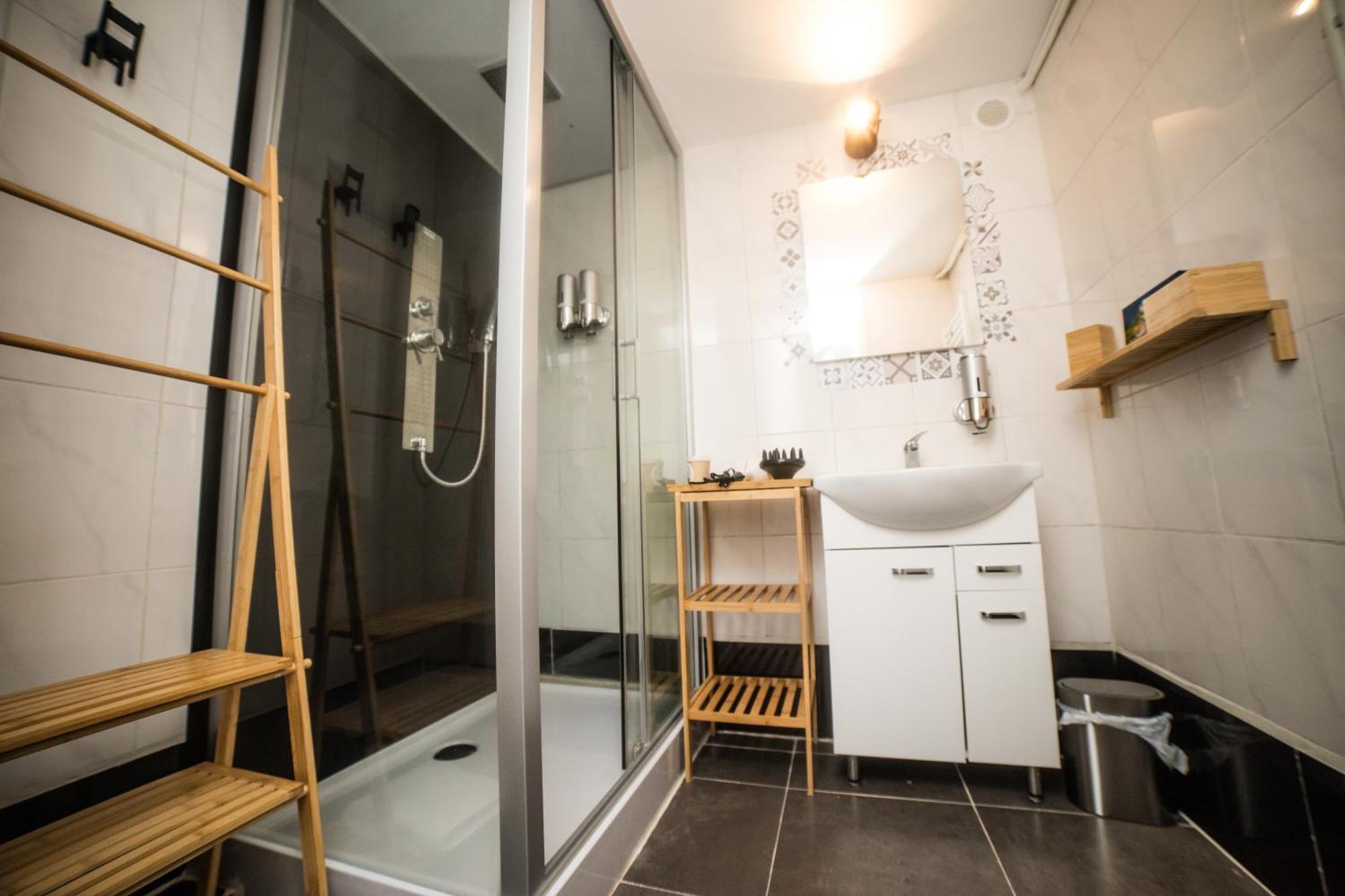 City Centre Hidden Gem! Apartment For Up To 3 People Brüsszel Kültér fotó