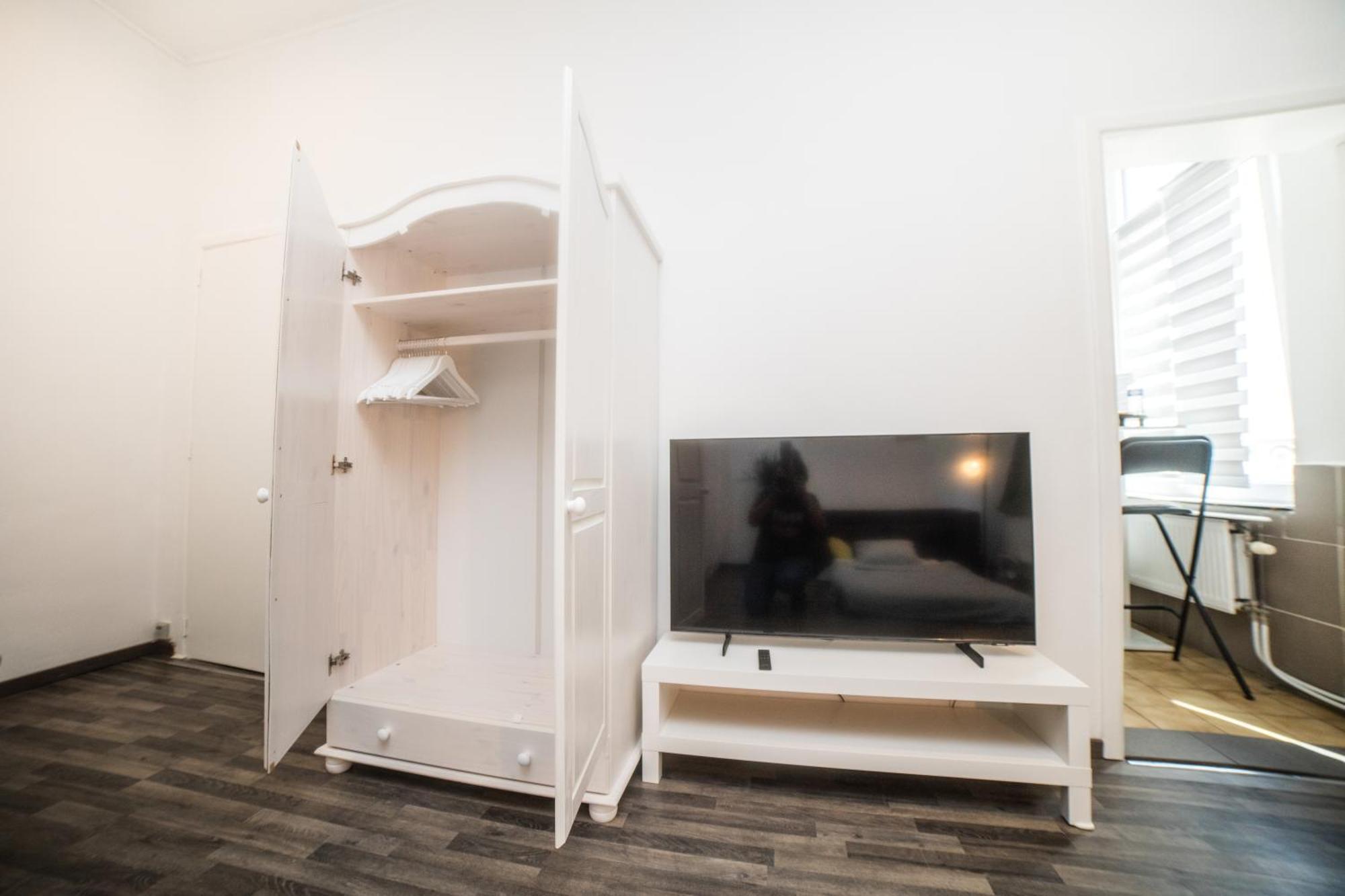 City Centre Hidden Gem! Apartment For Up To 3 People Brüsszel Kültér fotó